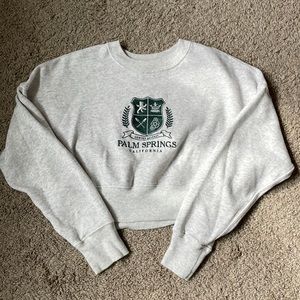 Abercrombie cropped crew neck